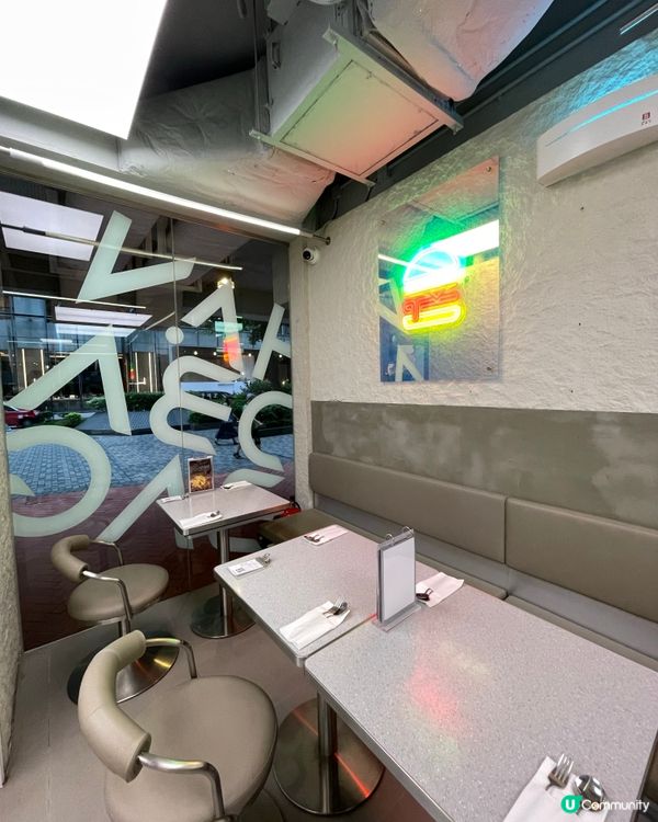 東區太古新店打卡！簡約美式風格，自選沙律必試！😋