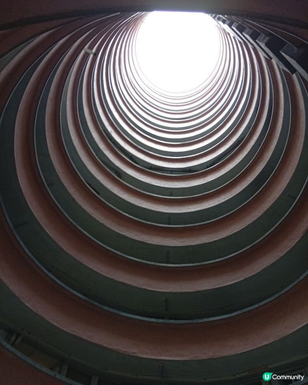 📸 大坑勵德邨打卡熱點！圓柱形公屋震撼視覺！