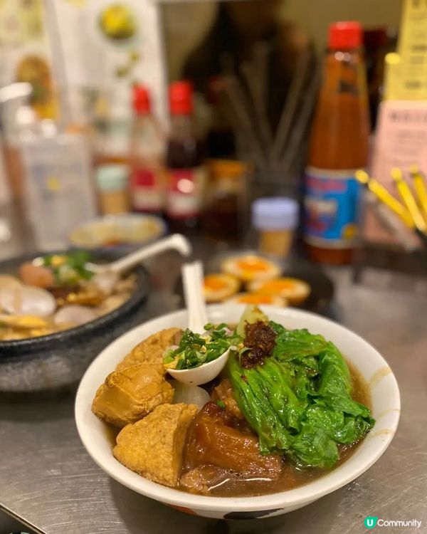 紅磡人龍車仔麵