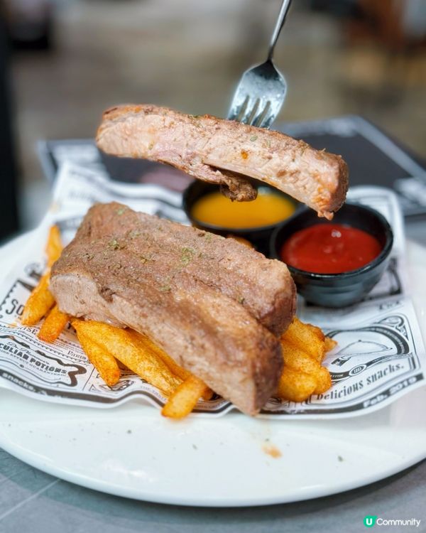 生日必去！🎂🎉 超型格全黑色咖啡店🖤必吃黑芝麻窩夫💖💯