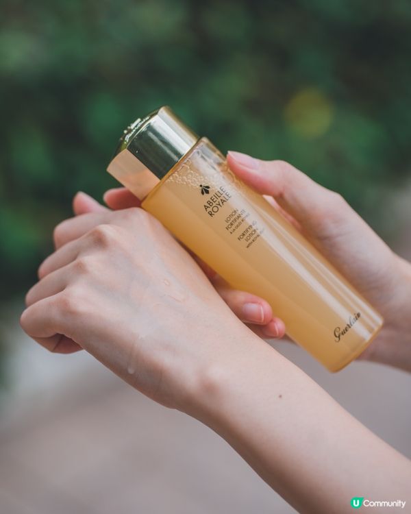 沒皺紋的臉看起來更年輕🤭被誤認還是學生的臉🤭