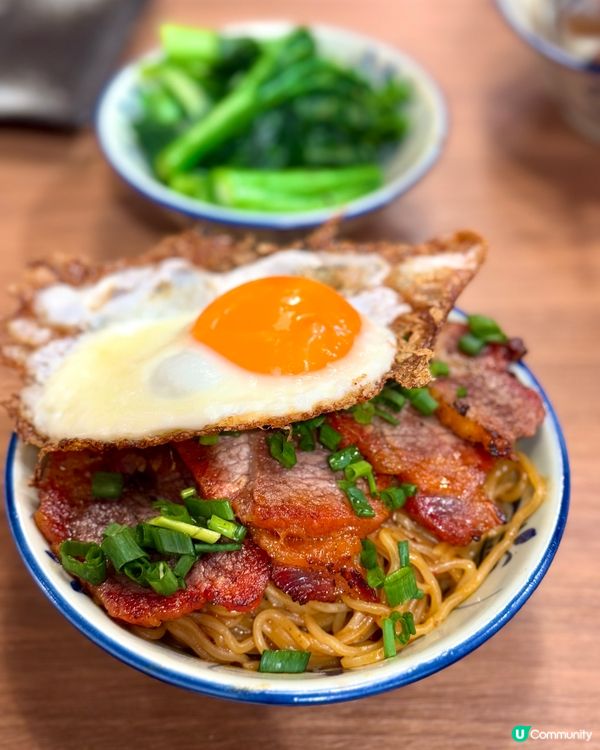 必食香煎脆邊蛋肉餅豬油撈飯