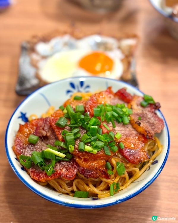 必食香煎脆邊蛋肉餅豬油撈飯