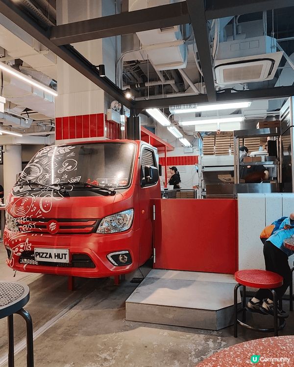 🍕Pizzahut中環街市店，由於G/F美食廣場內。快餐車設...