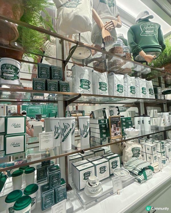 Ralph's Coffee 咖啡☕️的天花板