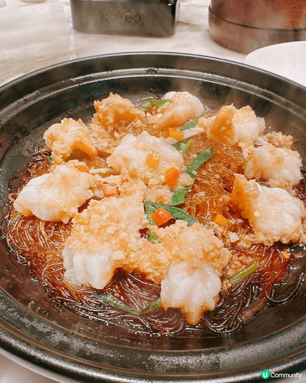 今次要介紹嘅係「綠茶」，係食杭州菜嘅餐廳，要介紹嘅係「龍井烤...