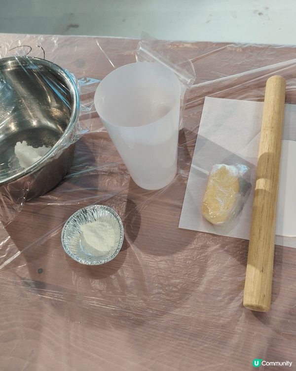 自製 迷你老婆餅 ，大小適中 ，甜度剛剛好，一口一個 好滋味...