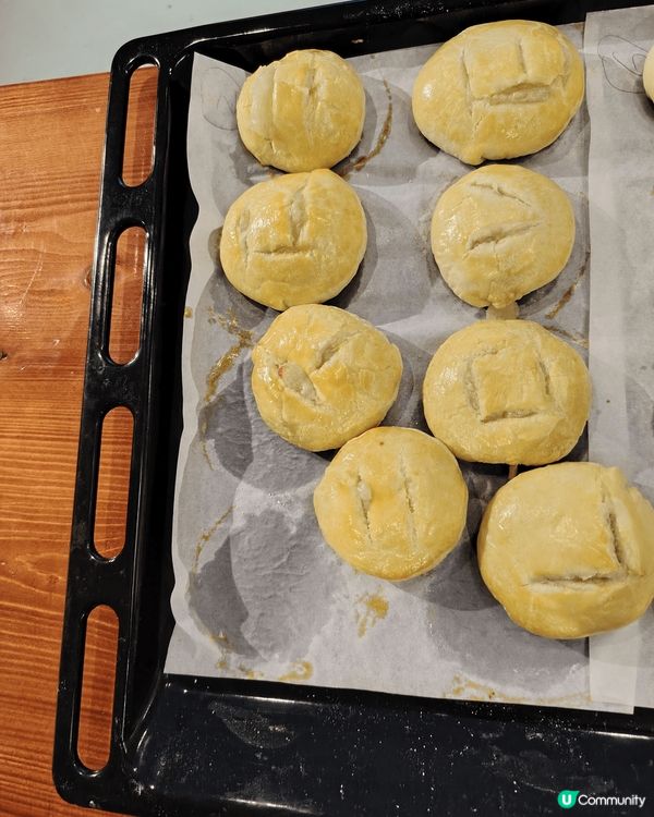 自製 迷你老婆餅 ，大小適中 ，甜度剛剛好，一口一個 好滋味...