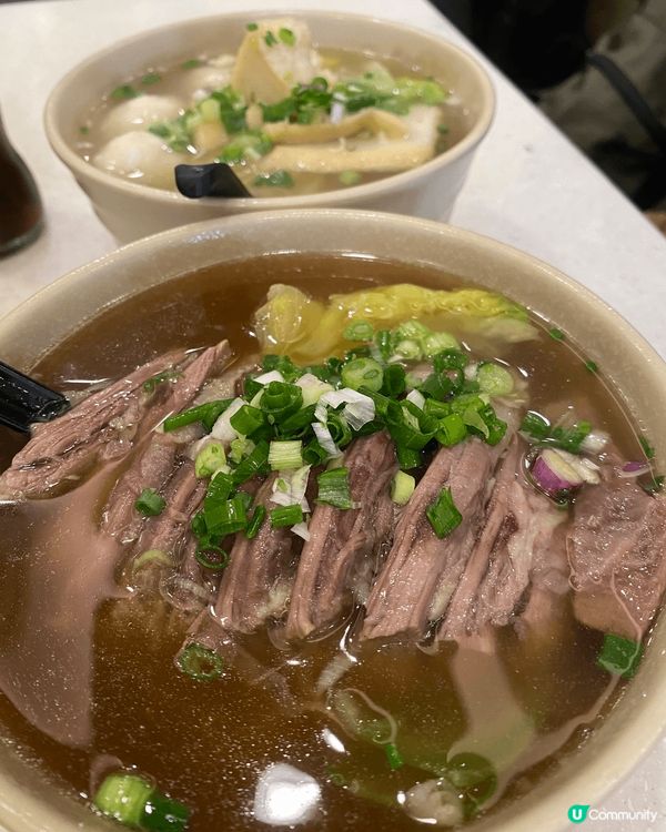 筲箕灣安利人氣店，每次必點鮮油奶多。