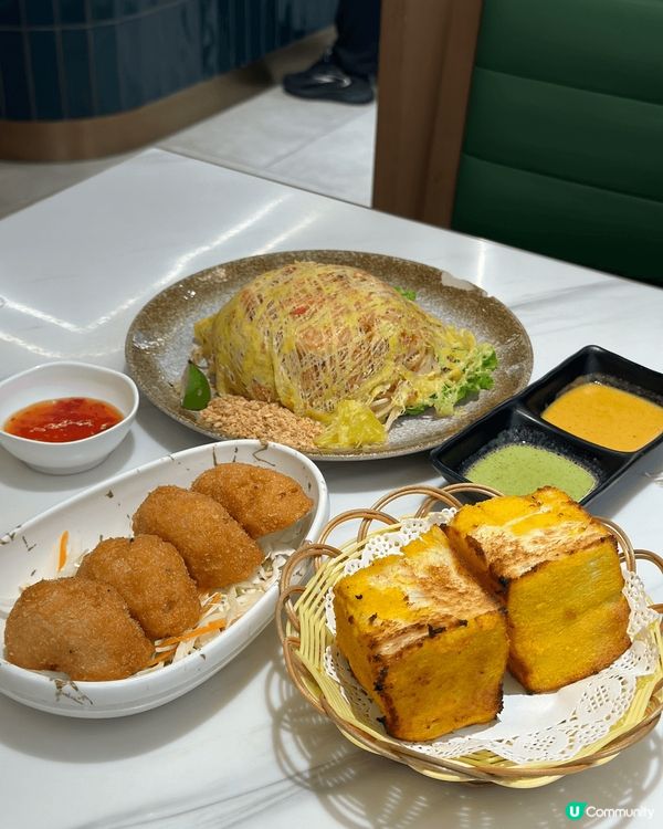 去咗上水廣場食泰菜，餐廳環境舒適，晚市都幾多人食，食物整體幾...