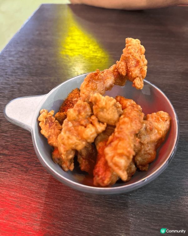 深水埗雲南媽媽，酸菜魚米線，d魚好滑，紅豆冰奶茶好濃好飲，炸...