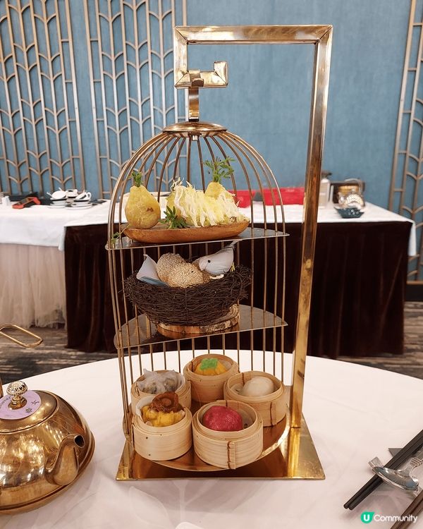 囍雲軒的必吃點心「綠野田園雀籠點心」， 擺設獨特，點心款式夠...