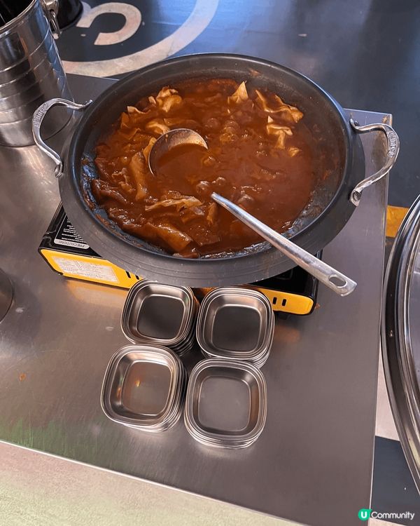 今次去咗銅鑼灣一間韓國餐廳，試左鮑魚石鍋飯$90，水冷麵$7...