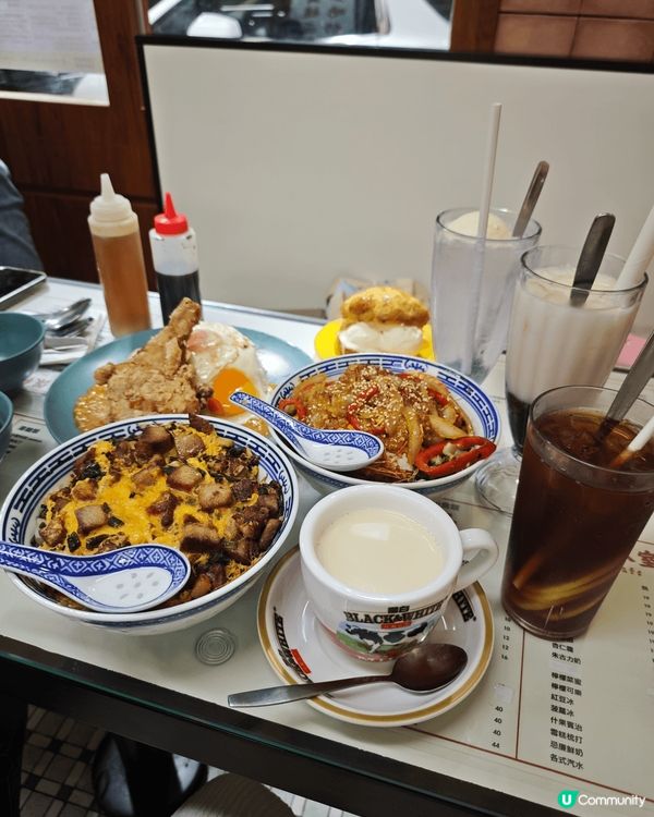 重返80年代港式茶餐廳: 保頓冰室