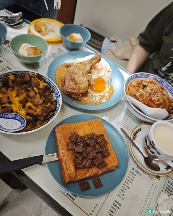 重返80年代港式茶餐廳: 保頓冰室