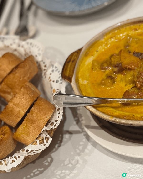 第一次品嘗｢法式越南菜｣,金牛苑雖有著40年歷史但踏入餐廳的...