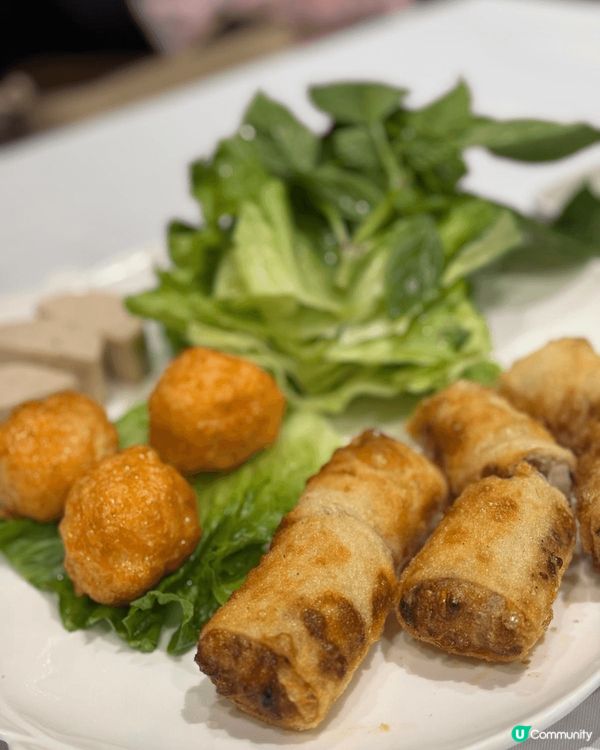 第一次品嘗｢法式越南菜｣,金牛苑雖有著40年歷史但踏入餐廳的...