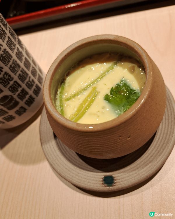 杉玉剛開始進駐香港時大排長龍，依家開多左分店加上熱情冷卻，唔...