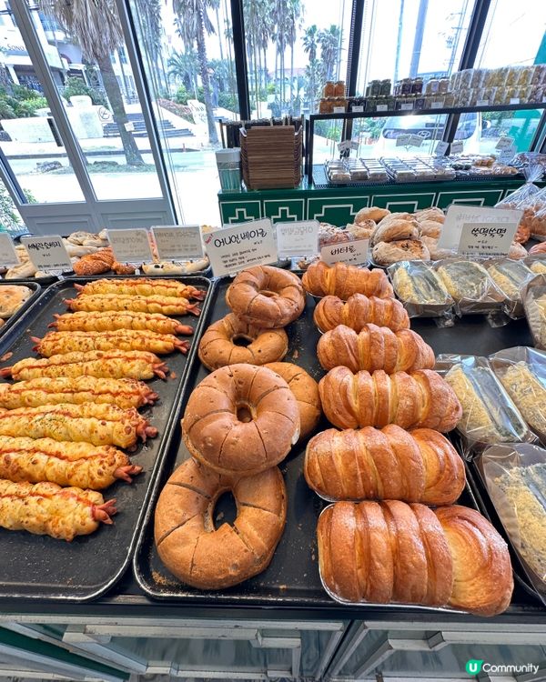 🇰🇷濟州島超人氣麵包店！蒜蓉法包控必去💥 無得輸！