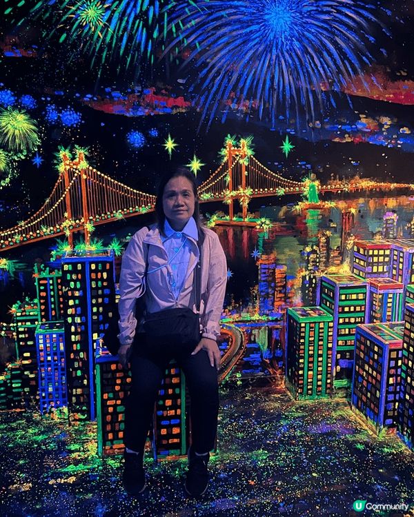 去咗釜山裏面影相，嗰度有個位影相勁靚，嗰度睇落好似好黑，但係...