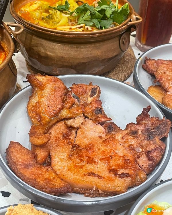 必試招牌酸辣湯底！