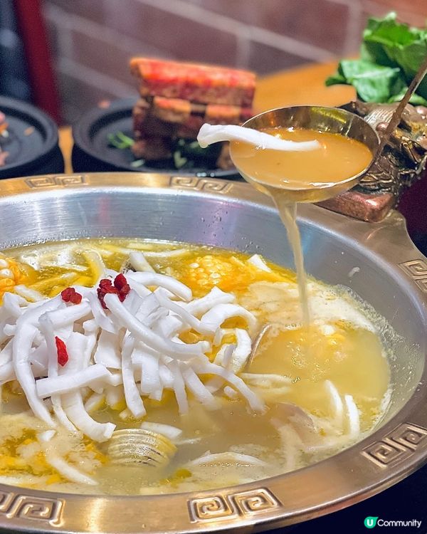 正到癲既宮廷風火鍋，記得一定飲湯先🍲💕