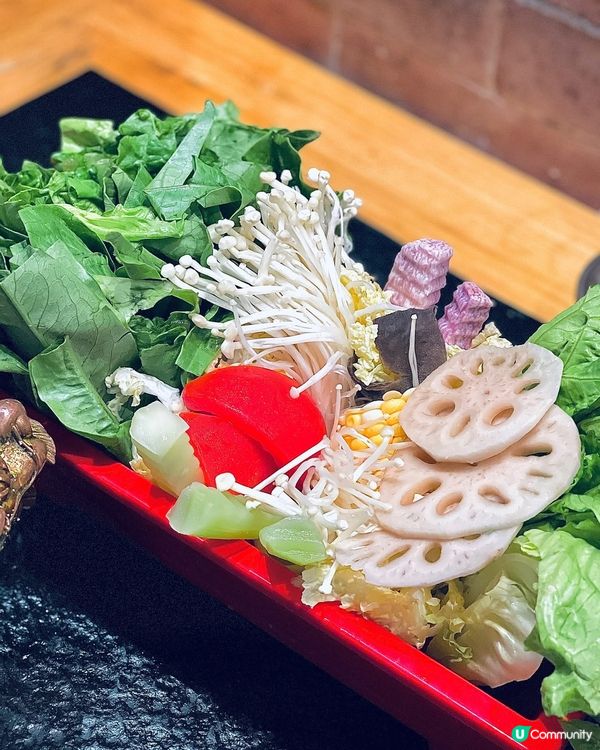 正到癲既宮廷風火鍋，記得一定飲湯先🍲💕