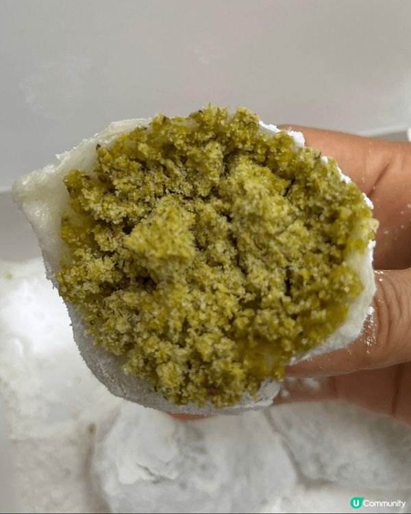 皮薄餡靚的糯米糍有開心果、榛子、腰果、芝麻、花生和豆沙，前三...