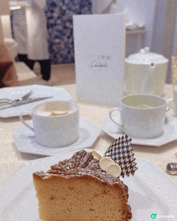 大阪關西機場Dior Cafe, 以比較大眾嘅價錢可以體驗到...