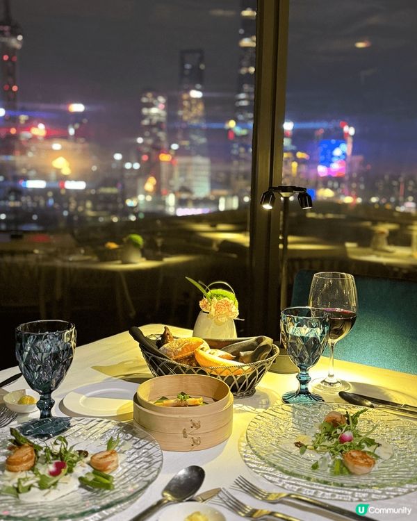 上海外灘夜景🌃對住東方明珠食漂亮飯🍽️