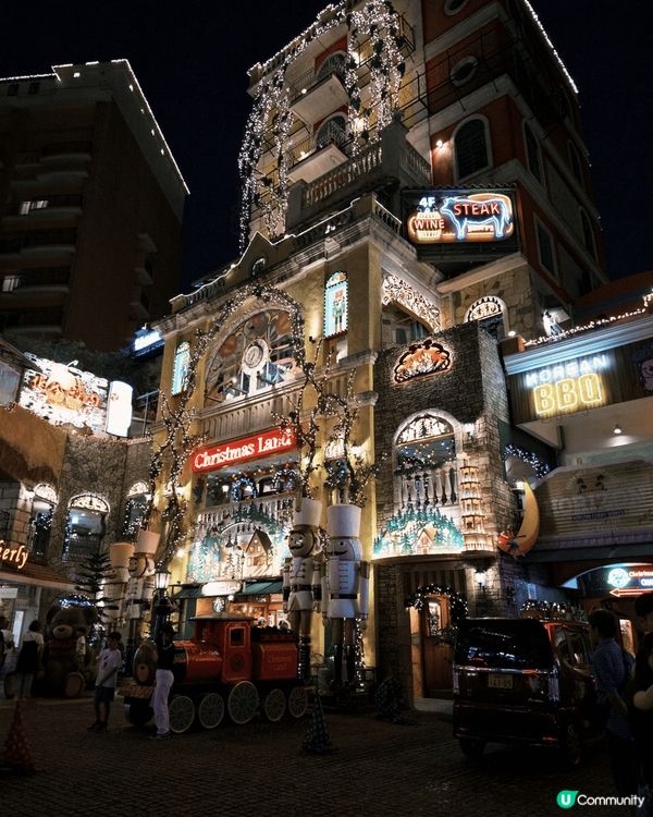 沖繩美國村夜晚真係好靚～加上燈飾點綴，勁有feel😍勁多打卡...