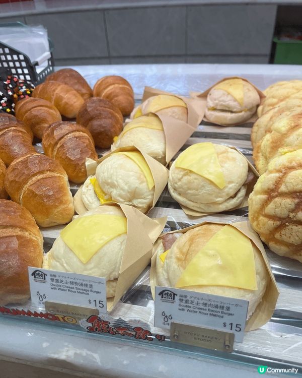 大圍圍方，大圍地鐵站上蓋購物商場，地點方便，有各式中西美食