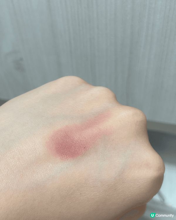 韓國fwee 腮紅去聖水的pop up買會送一個裝有胭脂膏的...