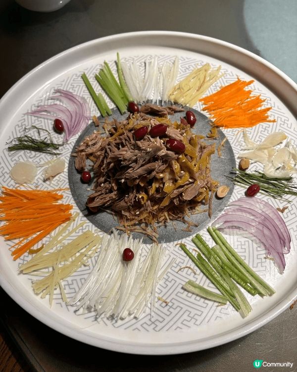 西九M+高級精緻中菜館。那裡的美景、美食和美妙的音響十分吸引...