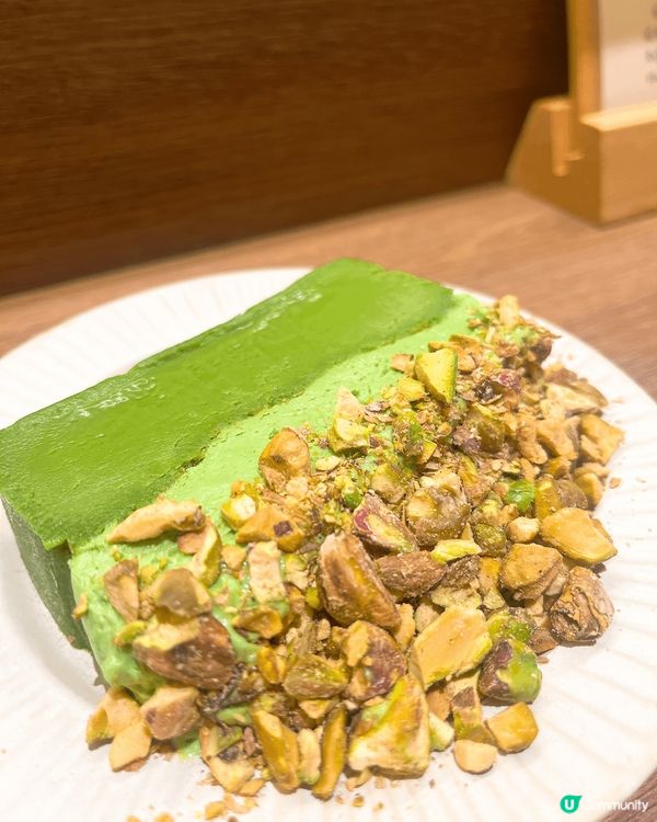 開心果芝士蛋糕及鏝魚西班牙飯