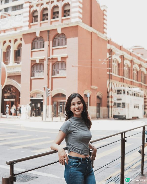 香港都有好多打卡位，今次復古主題去咗西港城同埋寶賓茶室！ 勁...