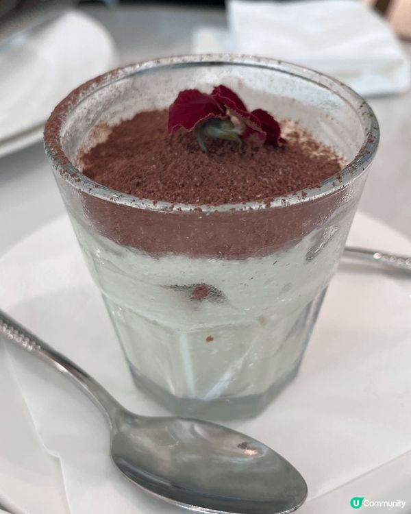 開心果係近年至潮甜品的主題😍 
