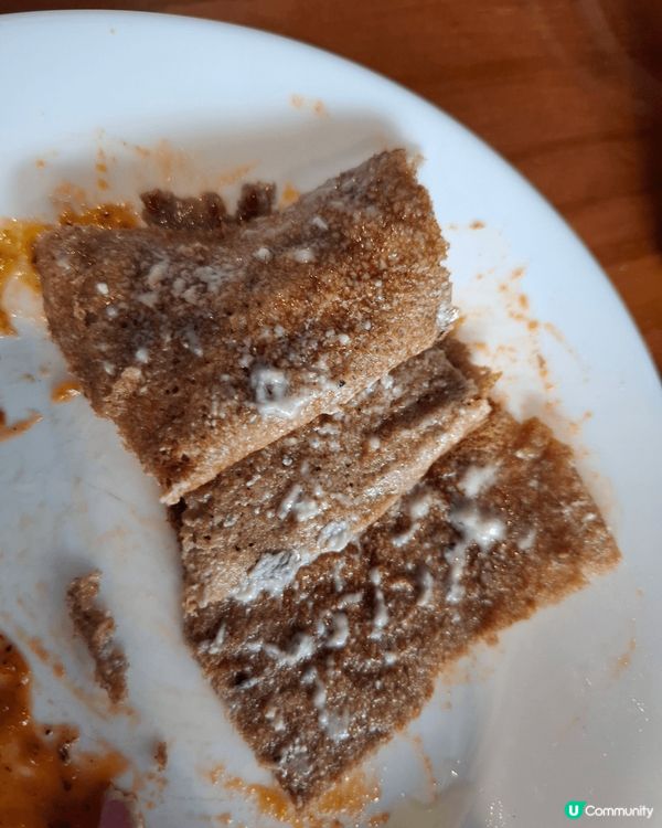 每次去赤柱都唔會去海邊食景，都會走入小街，去食依間pizza...