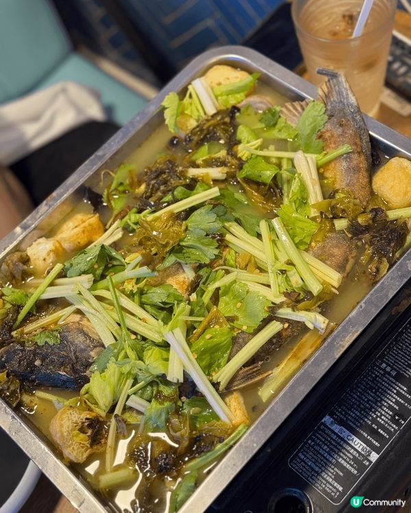 等等hea嘅任食雞煲烤魚放題超級豐富！百幾蚊食到唔停口，高質...