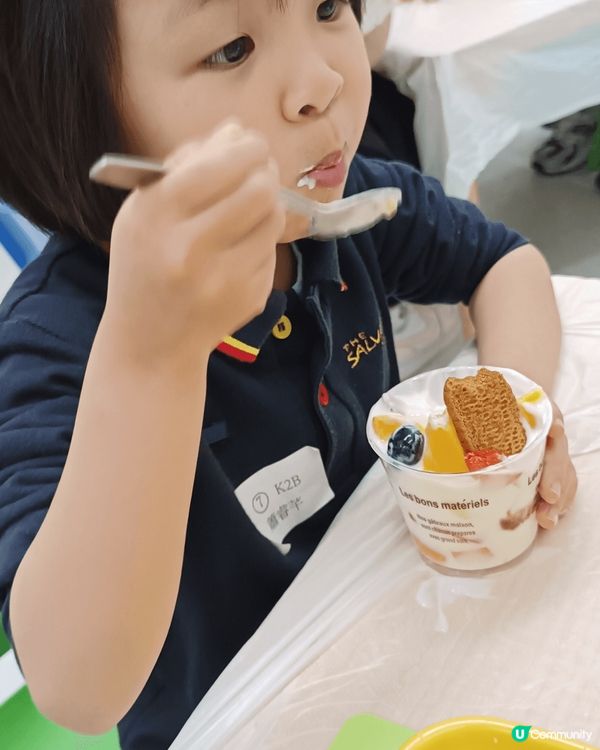 第一是，特大size爆谷，焦糖味！（購自Aeon!)
