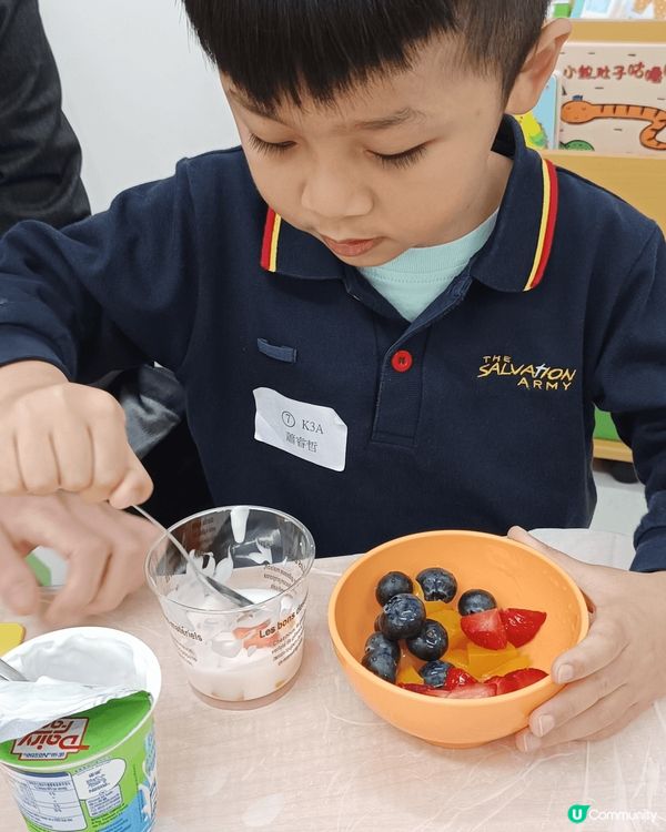 第一是，特大size爆谷，焦糖味！（購自Aeon!)
