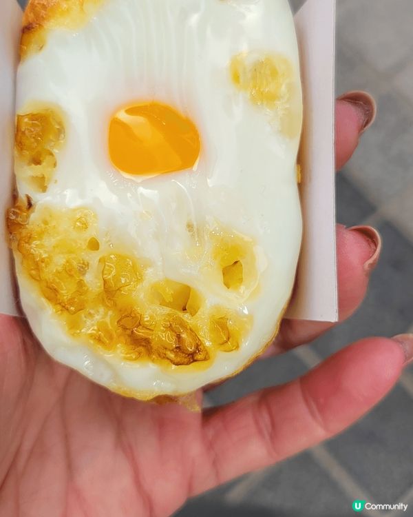 韓國馳名的雞蛋蛋糕式雞蛋芝士蛋糕。價錢便宜，口感一流又飽肚。...