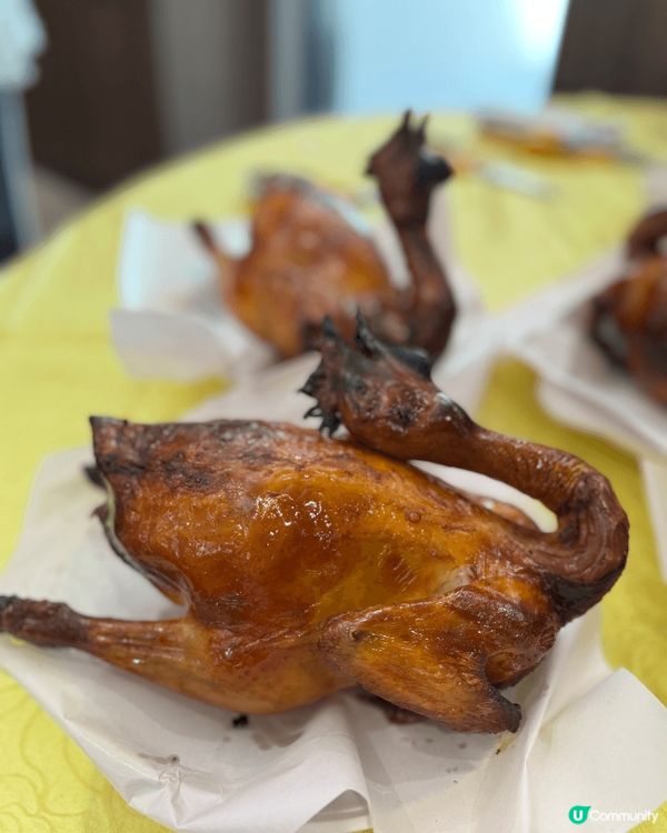 入到大棠梗係要試吓呢度獨有嘅鎮店之寶荔枝柴風味雞、水庫魚、生...