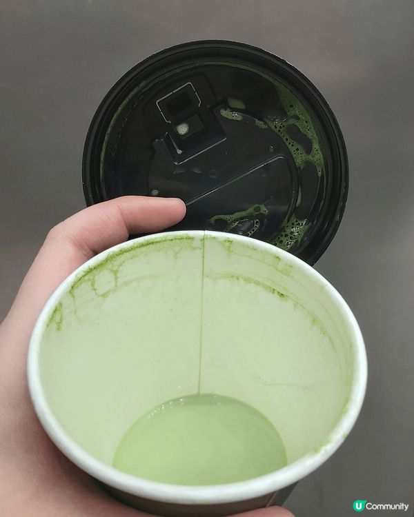 我真心要讚爆Cupping Room嘅綠茶鮮奶！😍 佢味道香...