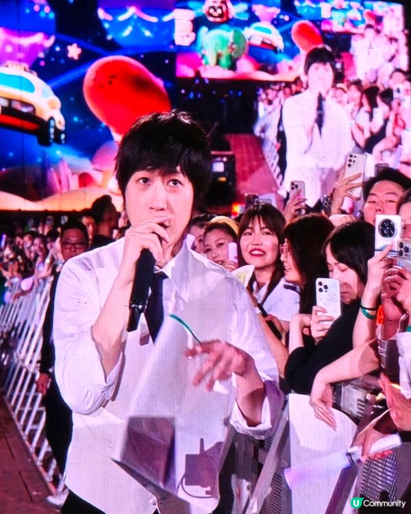 睇完五月天尾場，不停 encore ! 嗌到喉沙！😆 hi