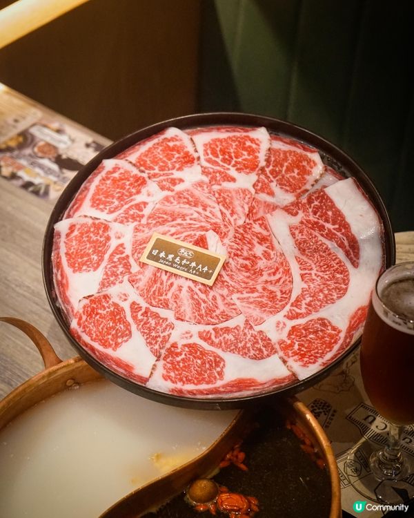 牛大人黑與白豆腐盛宴