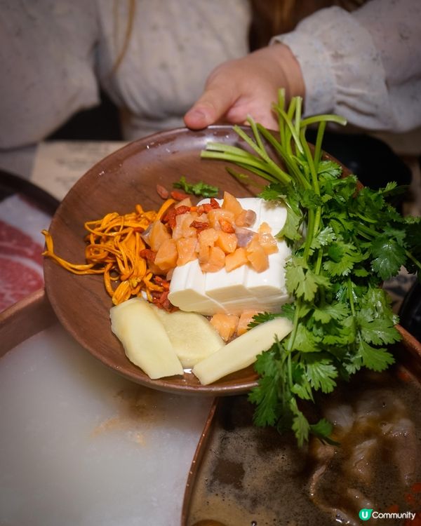 牛大人黑與白豆腐盛宴