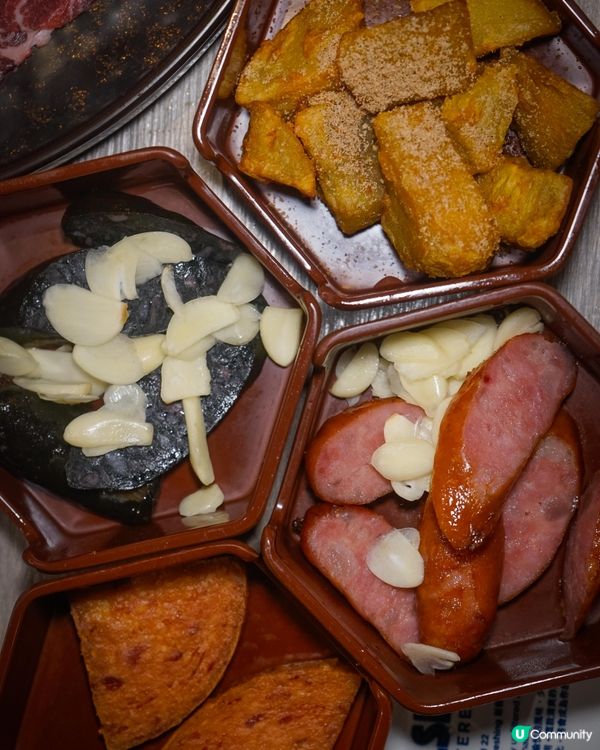 牛大人黑與白豆腐盛宴