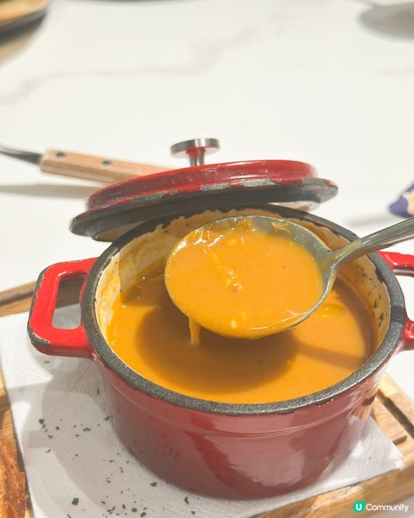 觀塘東廣場嘆西餐☕️🥐  
觀塘東廣場西餐好西，環境又闊落，