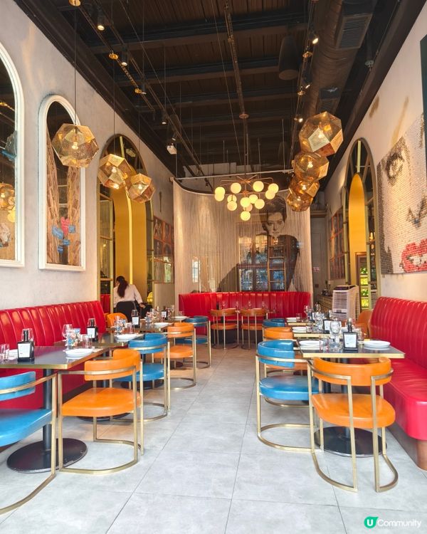 罕見charcoal pizza，口感豐富